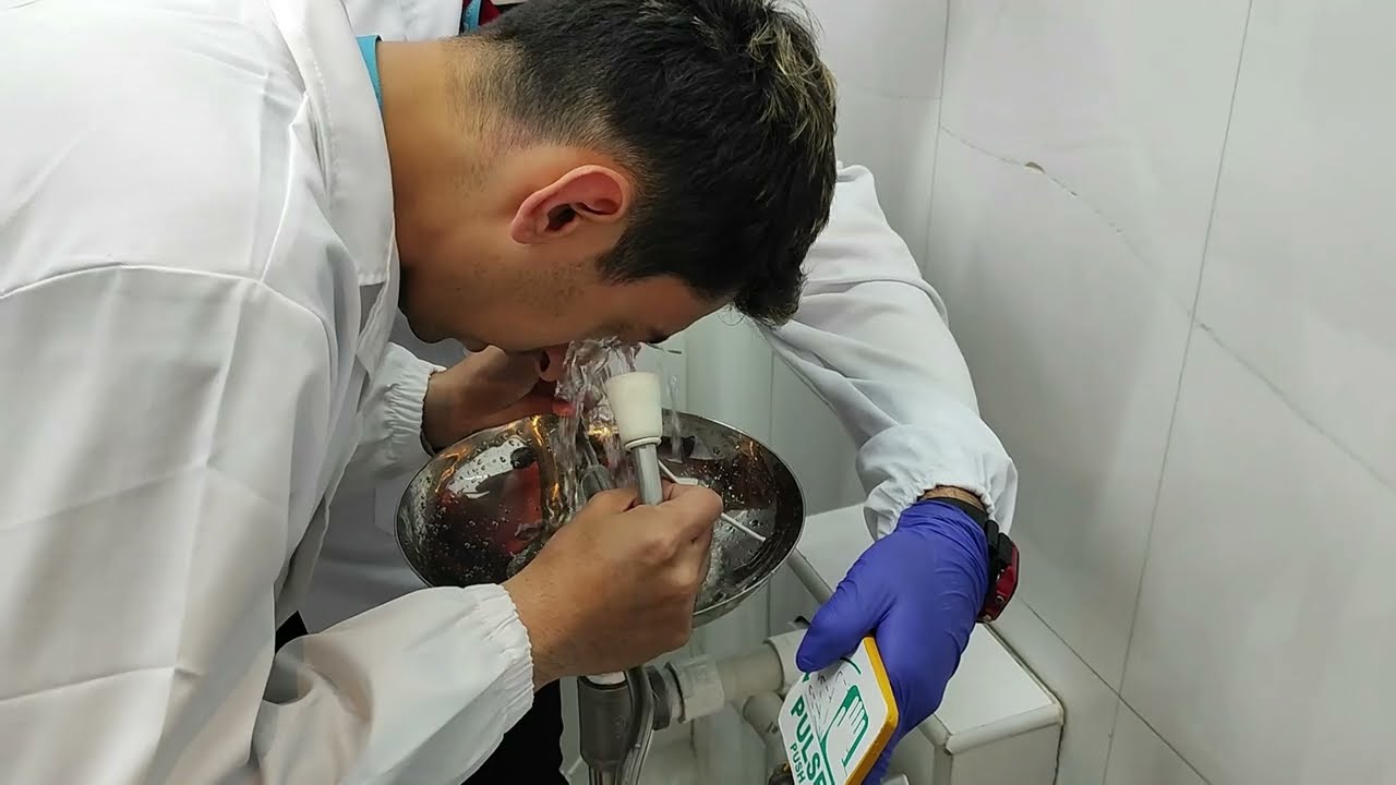 Normas de Laboratorio de Química y Biología - U. ECCI