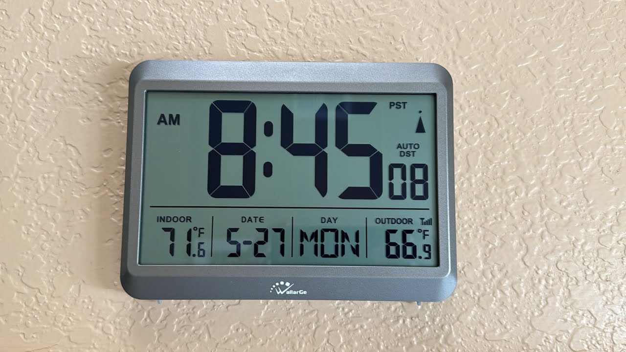 Digital Clock with Outdoor/Indoor Temperature Review (Battery