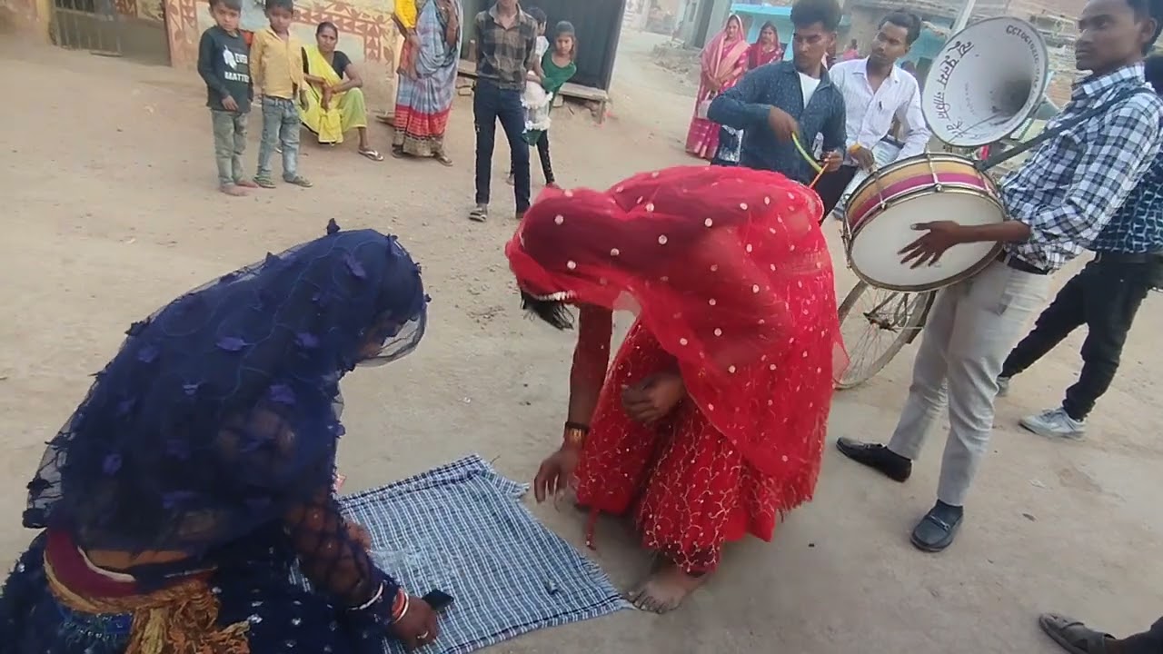 न्यू पूनम नागिन बैंड।। ग्राम सलारपुर।। जिला महोबा