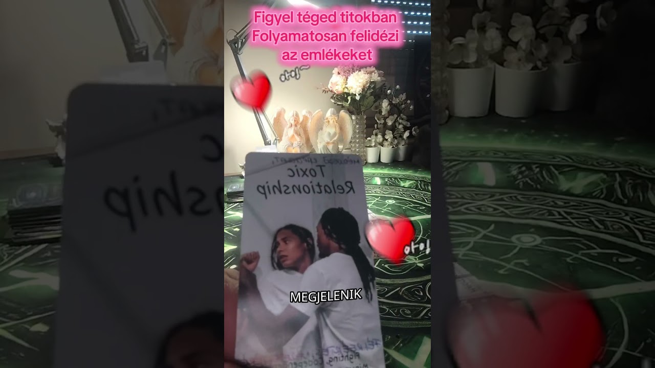 ❤️Figyel téged titokban.Felidézi az emlékeket❤️Időtlen olvasás akkor szólhat neked amikor Rád talál🌹