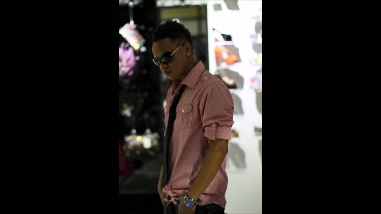 Chico Touch adlı videoyu YouTube'da izle Chico Touch adlı videoyu YouTube'da izle