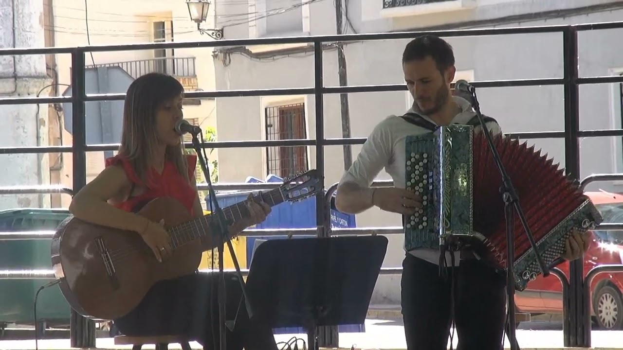 1º MARTA PERUGA Y ALEJANDRO RUIZ CONCIERTO EN CERVERA DEL RIO ALHAMA 9 -06 -2022