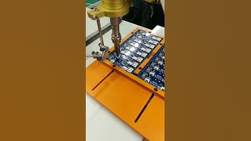 Automatic soldering machine for circuit boards