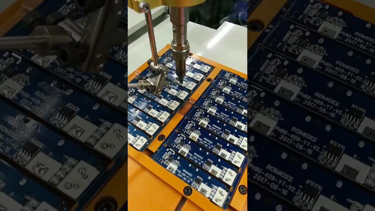 Automatic soldering machine for circuit boards YouTube