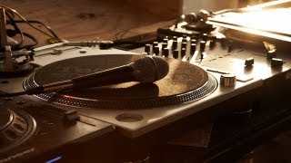 The History Of Sampling In Music - Music School