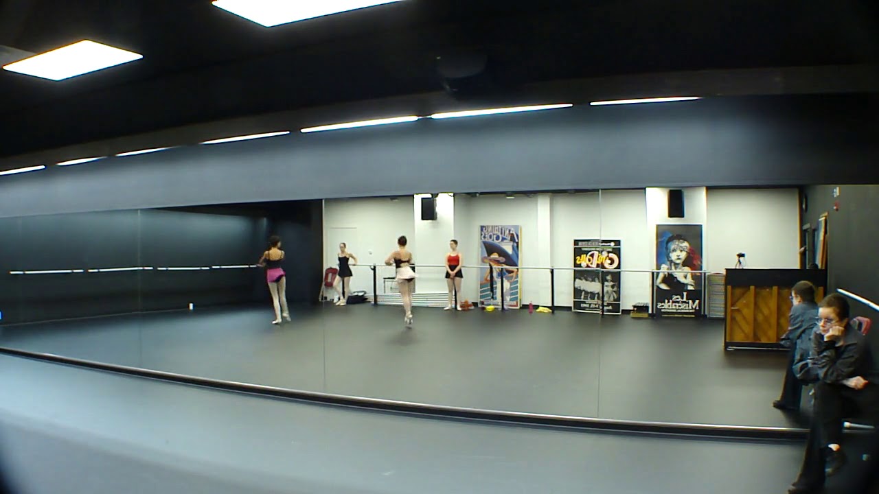 Katherine Healy advanced pointe ballet class, 9/15/18 - YouTube