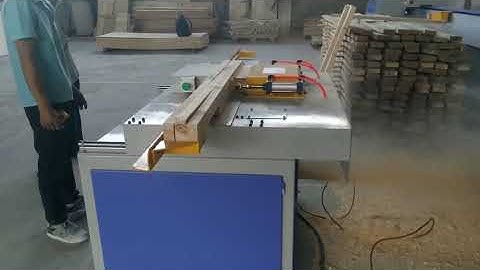 Single stringer notcher machine