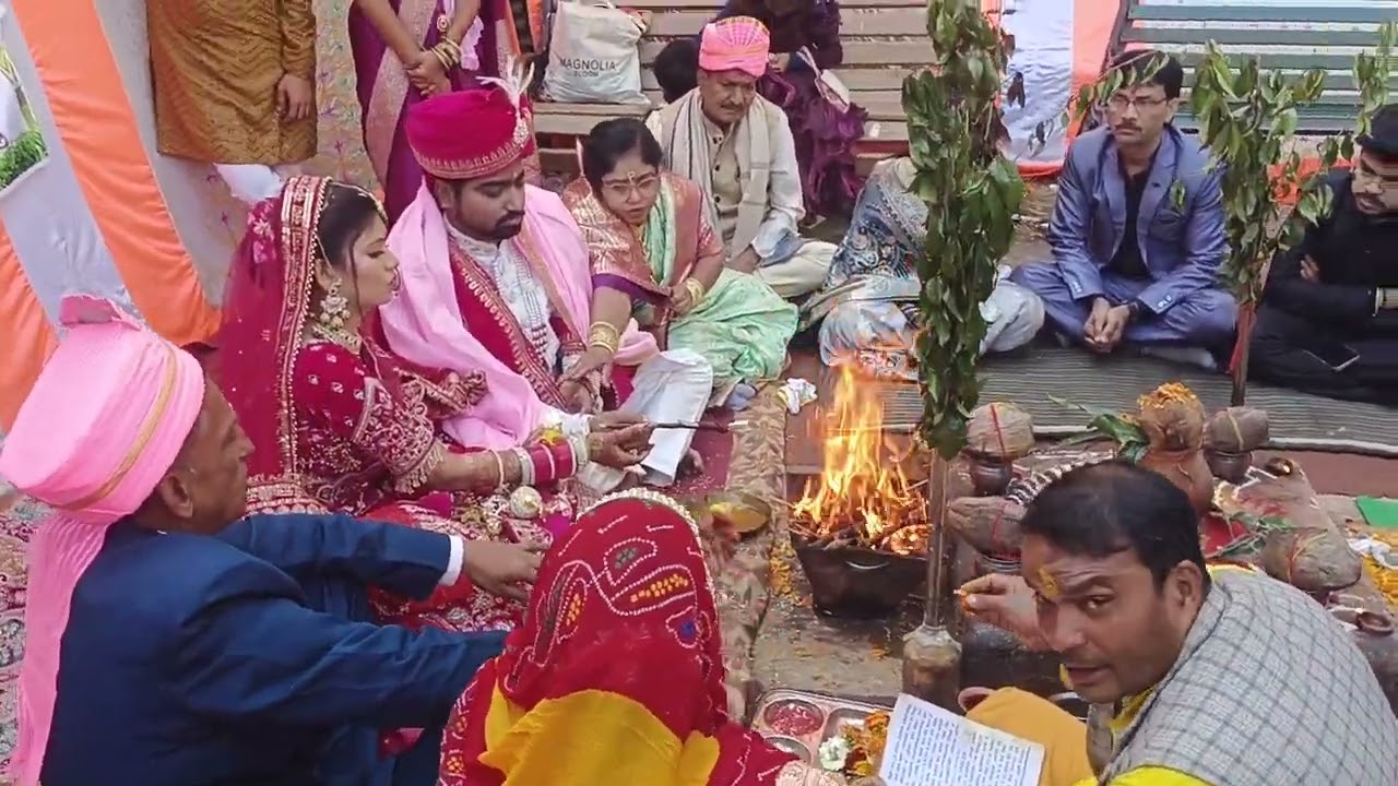 श्रियुगी नारायण मंदिर  जहां माता पार्वती और भोलेनाथ का विवाह हुआ था 