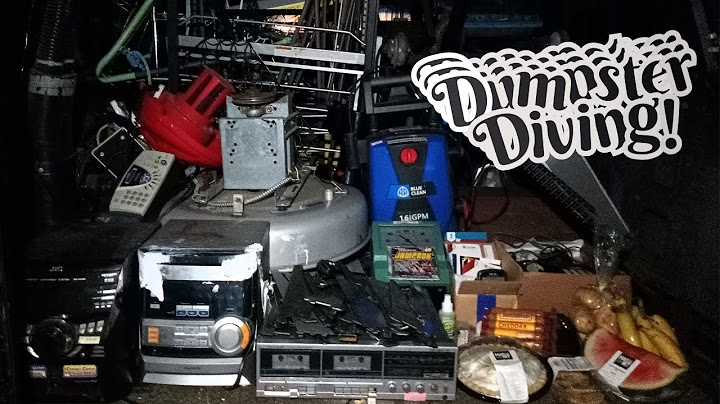 Dumpster Diving Police Eatin Trash & Grabbin Scrap!