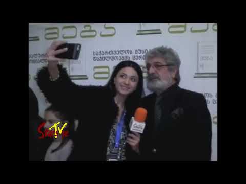 თემურ წიკლაურს „ვარსკვლავების“ ჟურნალისტთან სელფის გადაღების დროს, კინაღამ მიკროფონი „შემოეჭამა“