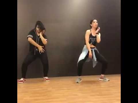 Chadhti Jawani Meri Chaal Mastani...... Retro Mix... Dance By Sandeepa Dhar