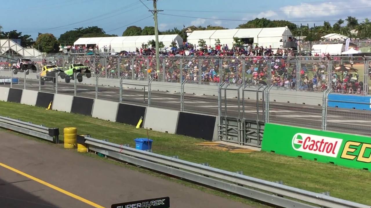 Stadium Super Trucks Townsville 2016 - YouTube