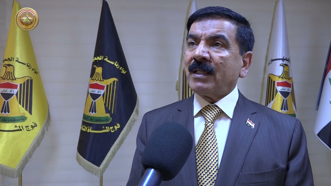 وزير الدفاع يزور رئيس الجمهورية