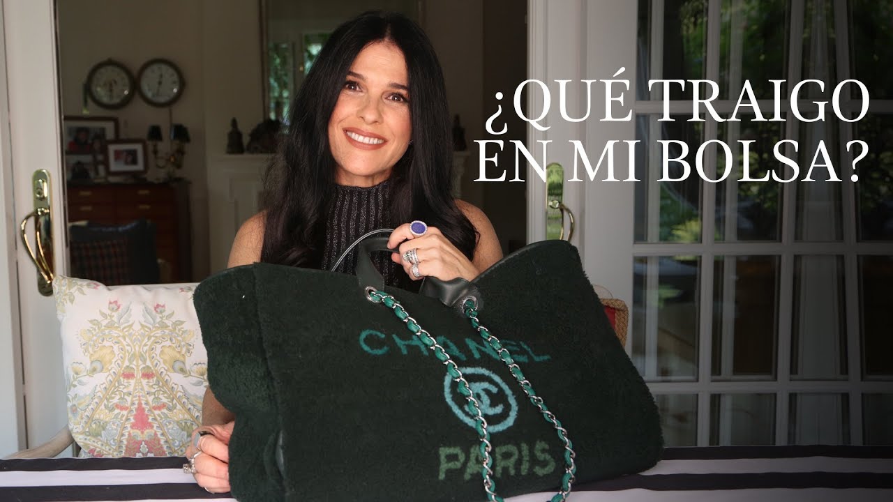 ¿Qué traigo en mi bolsa? 👛| Martha Debayle