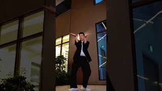 This song instantly took me back to 2008 🥺 #dancetrend #streetdance #viraldance #law