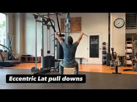 Eccentric Lat Pull Down