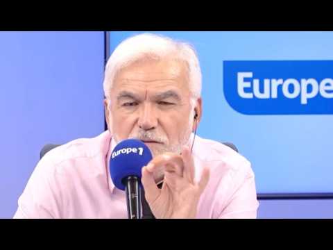 "Monsieur Praud, ça ne veut plus rien dire le chiffre d'affaire aujourd'hui" : une auditrice excédée