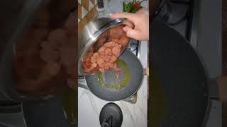 Fergese kremoze me Suxhuk ,qumesht dhe ajke e fresket mos e lini pa pergatitur #food #albanianfood 😘