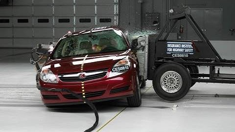 2008 Saturn AURA side IIHS crash test