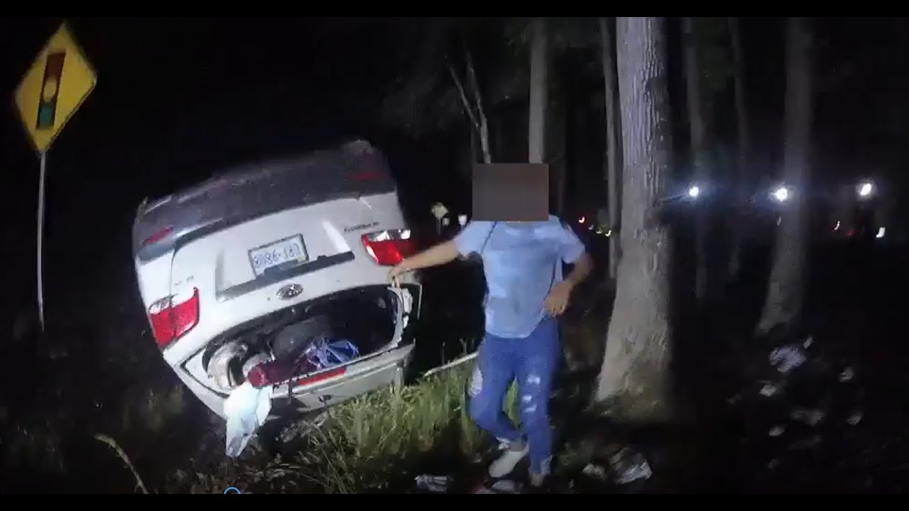 Deputy Lifts Car to Rescue Pinned Woman in Gloucester County - YouTube