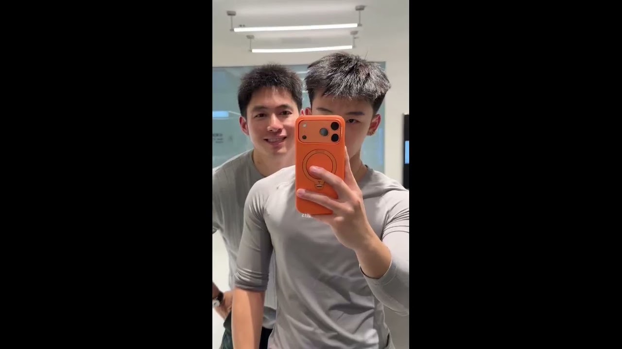 Birthday surprise with Zhang Ruqi & Anlian