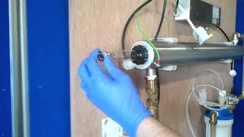 changing a UV bulb