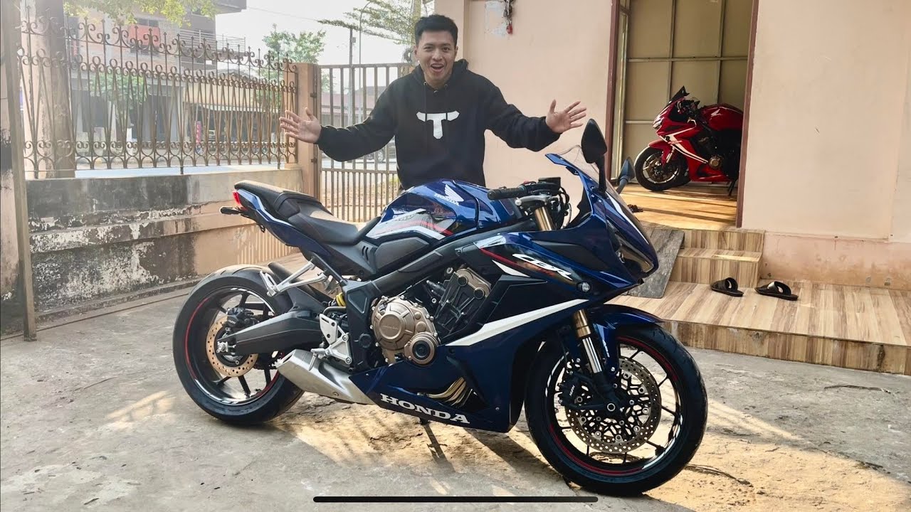 Honda CBR650R က ပြိုင်ဘီးအစစ်မဟုတ်ပါဘူး