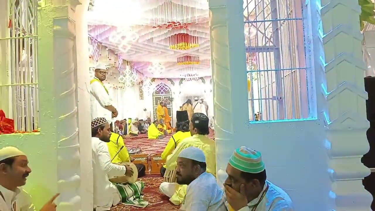 dewa sharif | Apne mangto pe karam waris kiye jate hain | 