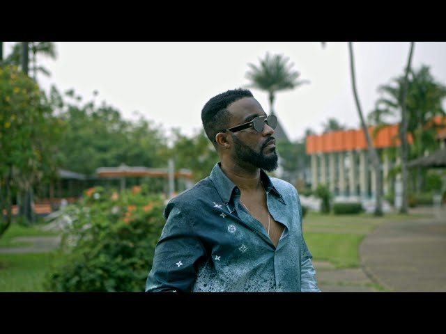 Fally Ipupa - SL (Clip Officiel) class=