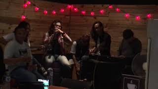 Ariel Noah kw bawain lagu slank terlalu manis