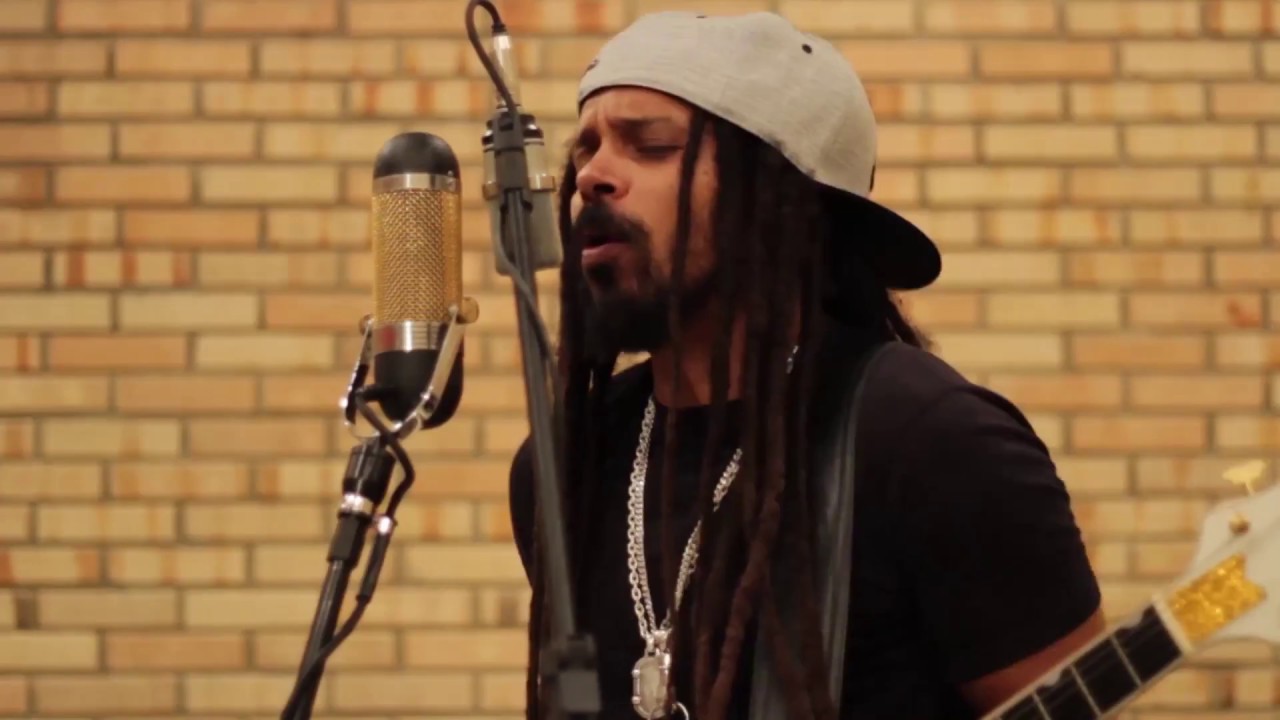 Marcelo Falcão ( O Rappa ) - Me Dê Motivo - YouTube