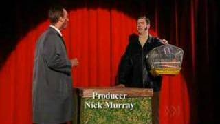 Shaun Micallef - Monty Pythons Death Parrot Sketch
a re-make of Death Parrot Sketch by Monty Python (from Shaun Micallefs sitcom Welcer & Welcher) Shaun Micallef - Monty Pythons Death Parrot Sketch
