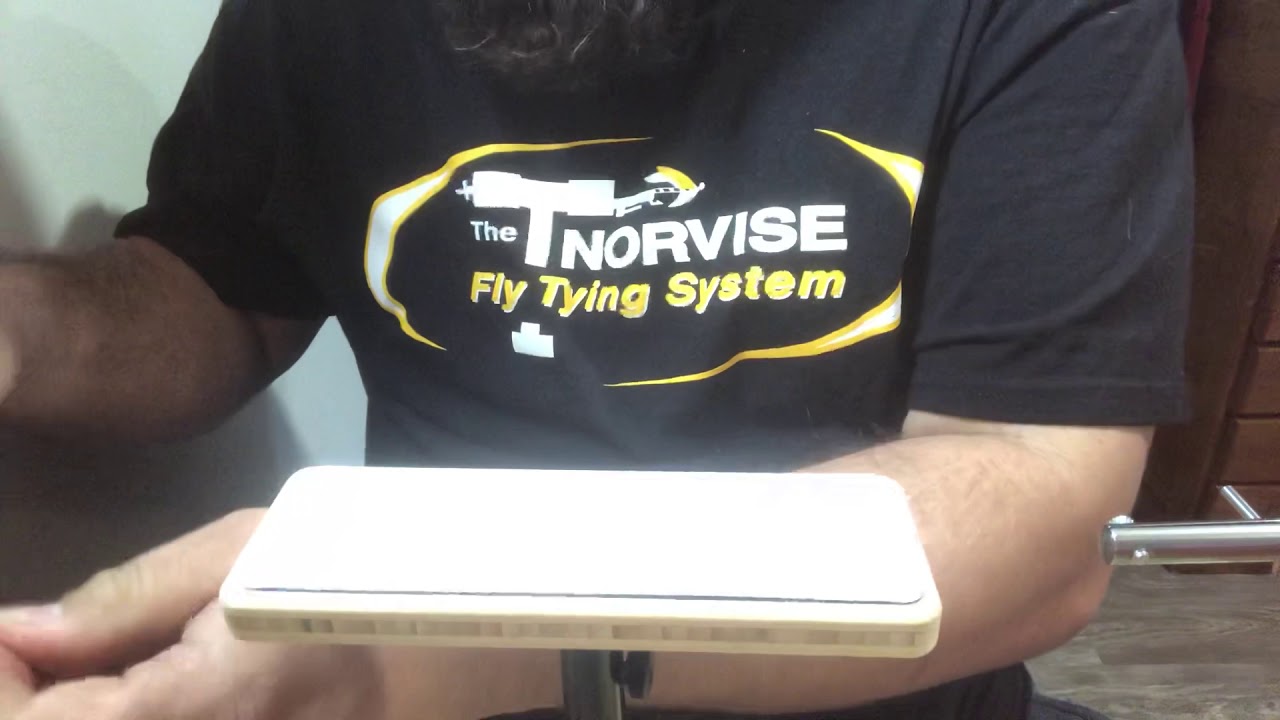 Dubbing Brush on Norvise dubbing Brush table (Sea Worm part 1) YouTube