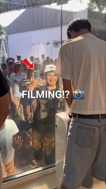 Public Urinal Goes Too Far!? 🤨