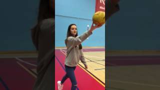 underarm throw in handball