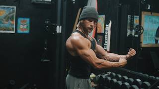 Famous Average To Jacked Day 25 - Back and Biceps (1x4 method) Profile