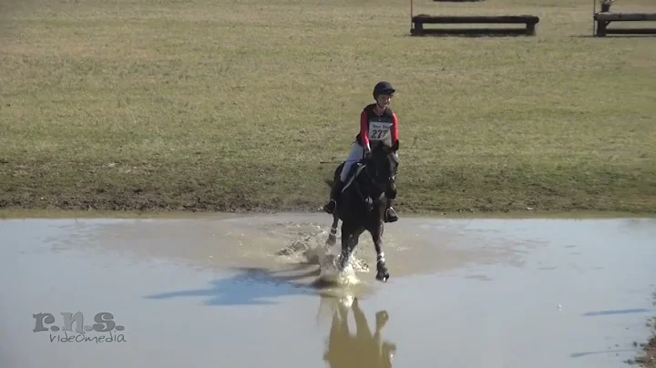 Rebecca Dyer & Wowee at Texas Rose March Horse Tri...