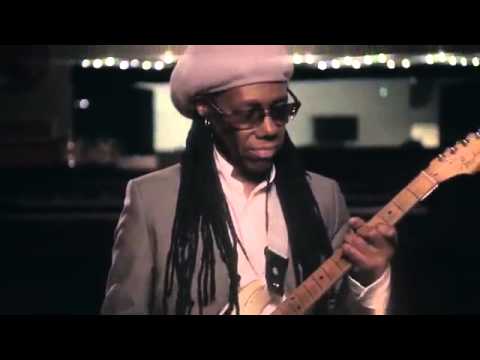 Video: Nile Rodgers Netto waarde: Wiki, Getrouwd, Familie, Bruiloft, Salaris, Broers en zussen