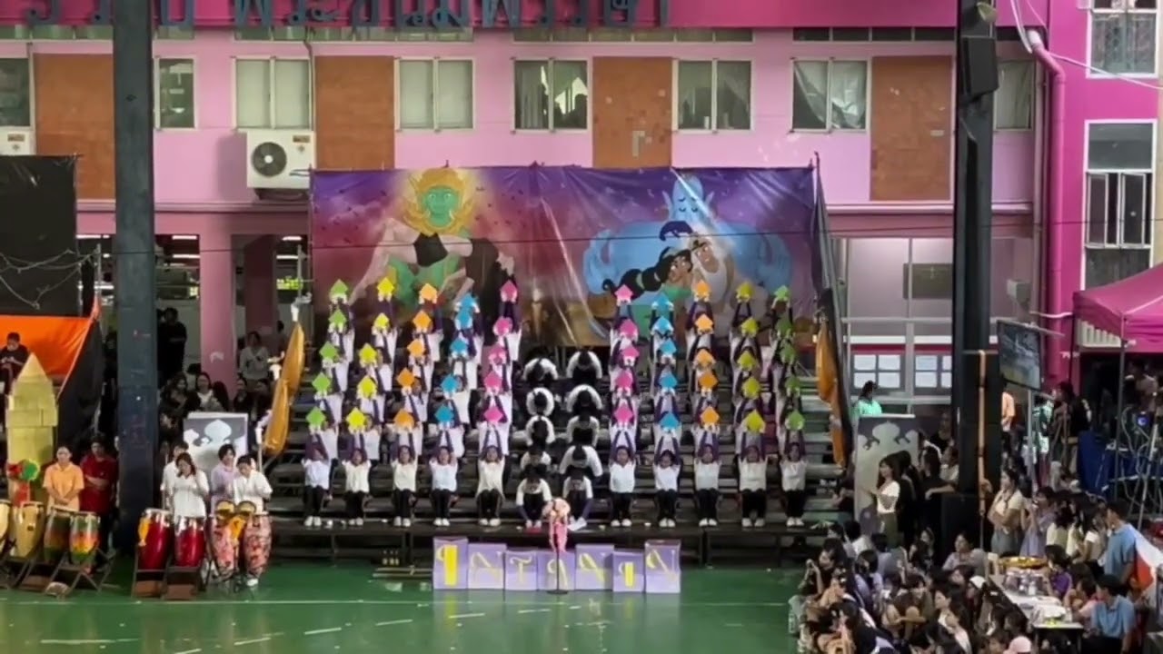 สแตนเชียร์คณะสีอินทนิล โรงเรียนสตรีเศรษฐบุตรบำเพ็ญ ภาคบ่าย 2567