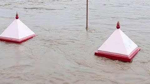 Navsari : Tadkeshwar Mahadev Temple drown in Kaver river after flood