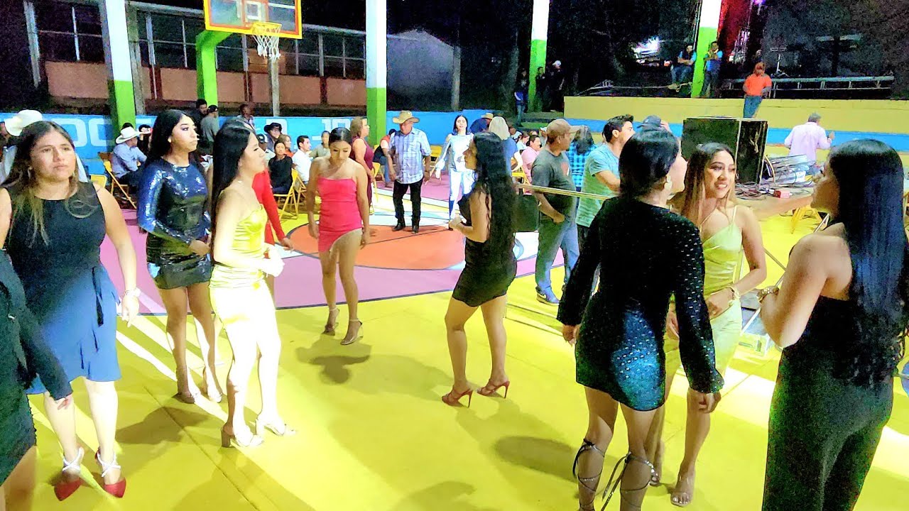 chulada de mujeres de  concepción guerrero la joya putla, baile de fiesta patronal 2023 recuerdo 89
