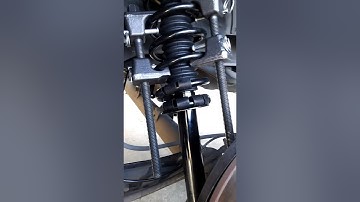 Rear strut replace 2002 I35 - Maxima