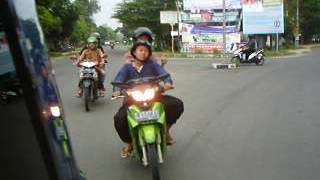 MOMENT JAMFIS SMADALA