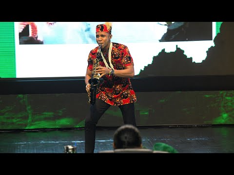 King Sax delivers an incredible performance dedicated to the Igbo culture | DTH