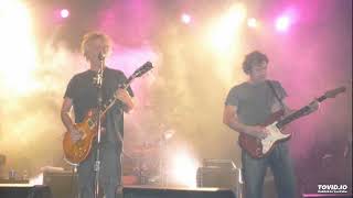 WEEN LIVE.                                 Taste Good on the Bun,