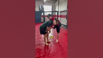 EASY Guillotine Defense When Shooting a Single Leg #bjj #mma #ufc #jiujitsu