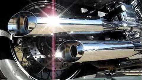 Stock V-Star 1100 Pipes vs Vance and Hines Classics II.wmv