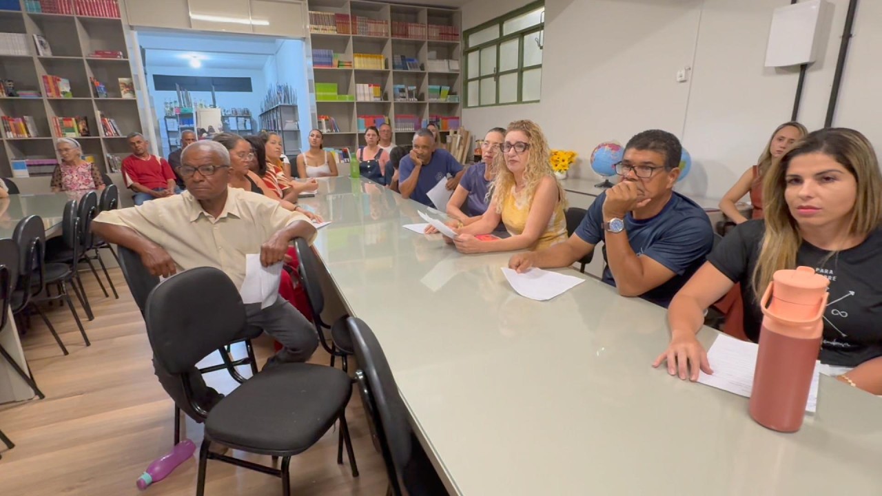 Alnos da EJA da Escola Estadual Sant'Ana desenvolvem projeto sobre comunicação