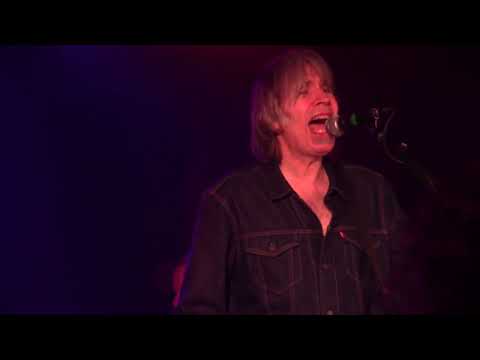 Del Amitri-I'm So Scared of Dying live in Milwaukee, WI 4-9-22