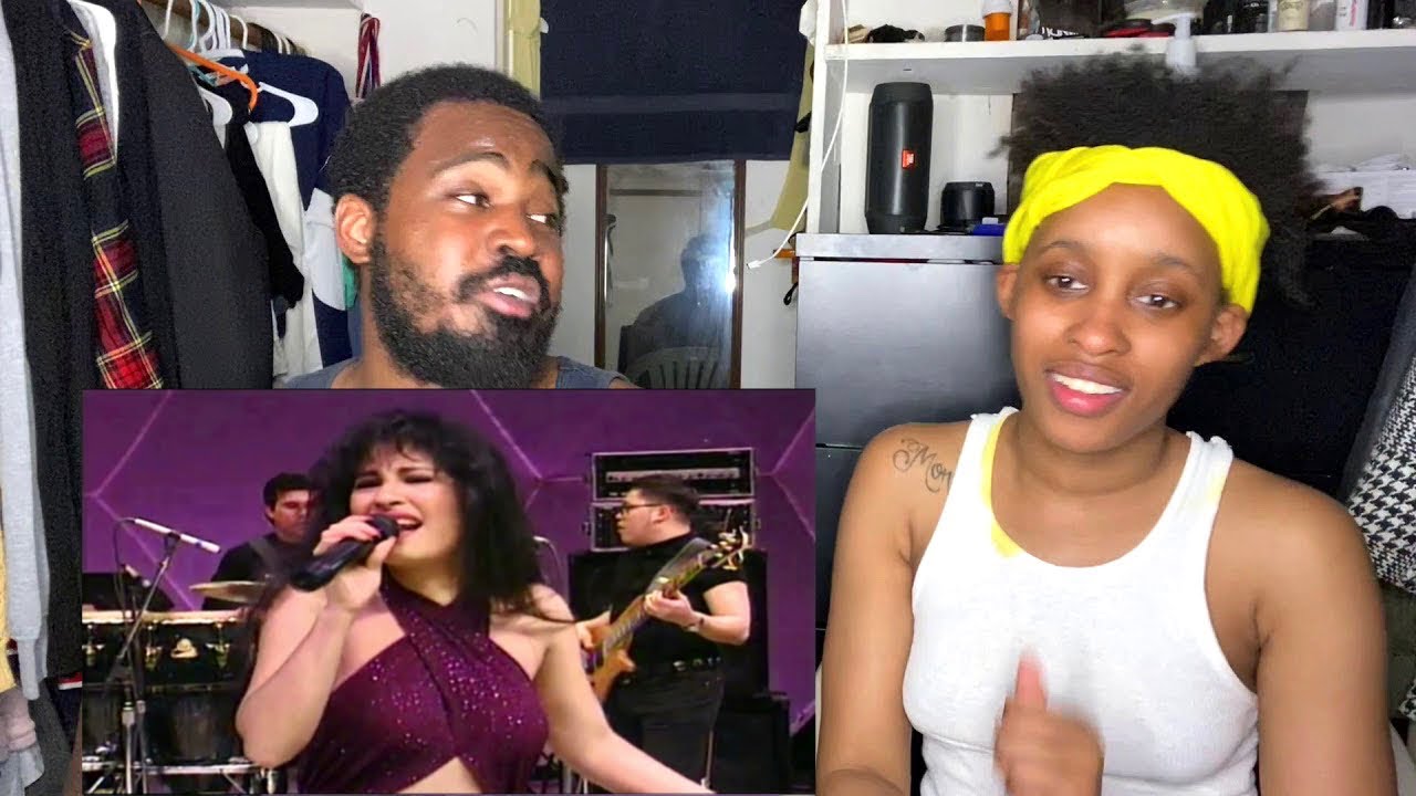 Selena - Cumbia Medley (Como La Flor, La Carcacha, Bidi Bidi Bom Bom & Baila Esta Cumbia) (Reaction)